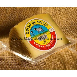 Cuña de queso de oveja de media curación. (450 g. aprox.)